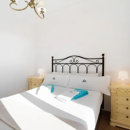 Carolina House Villa *